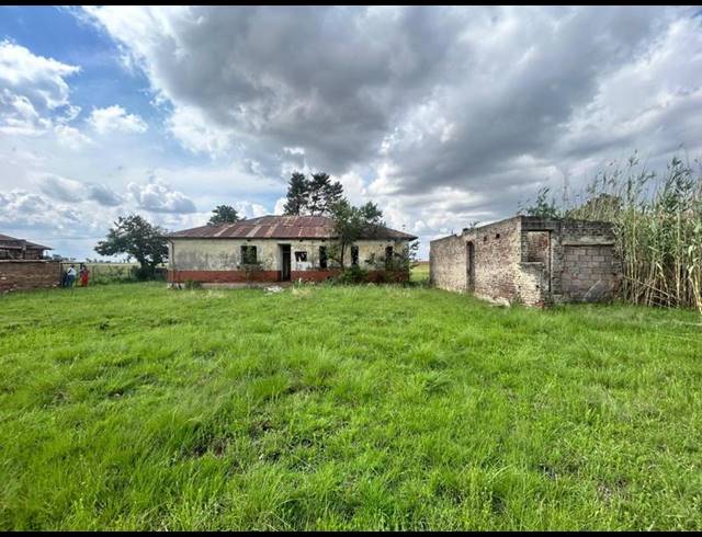 LAND FOR SALE IN JAMESON PARK